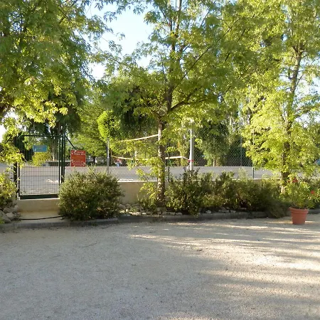 Aldeamento Turístico Les Cigalous Salavas