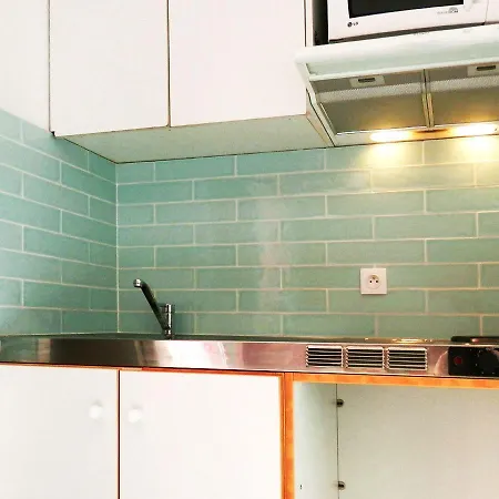 Les Cigalous 假日公园 2*