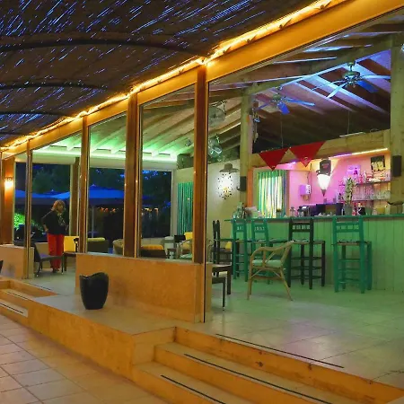 Les Cigalous Holiday park 2*